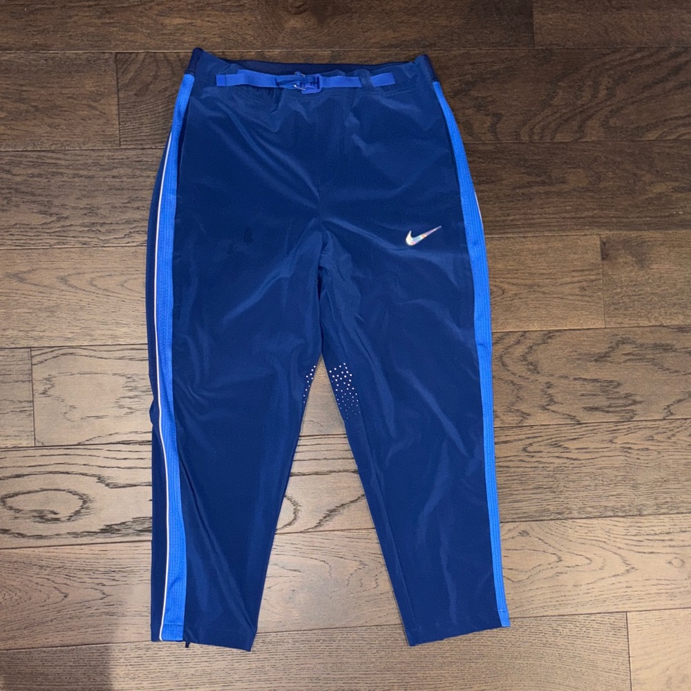 Nike Men’s Team USA Olympic track pants, size L, lined.